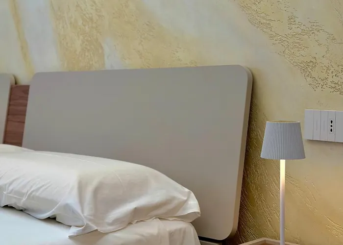 לינה וארוחת בוקר Ludoga Luxury 3*