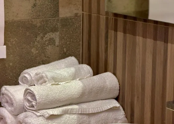 לינה וארוחת בוקר Ludoga Luxury